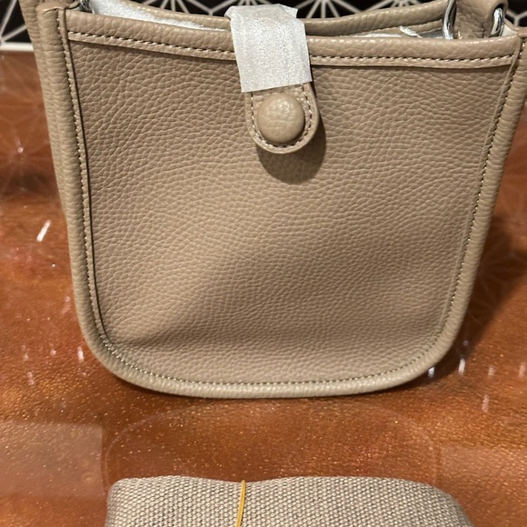 Hermes Evelyn beige shoulder bag leather - Picture 7 of 15